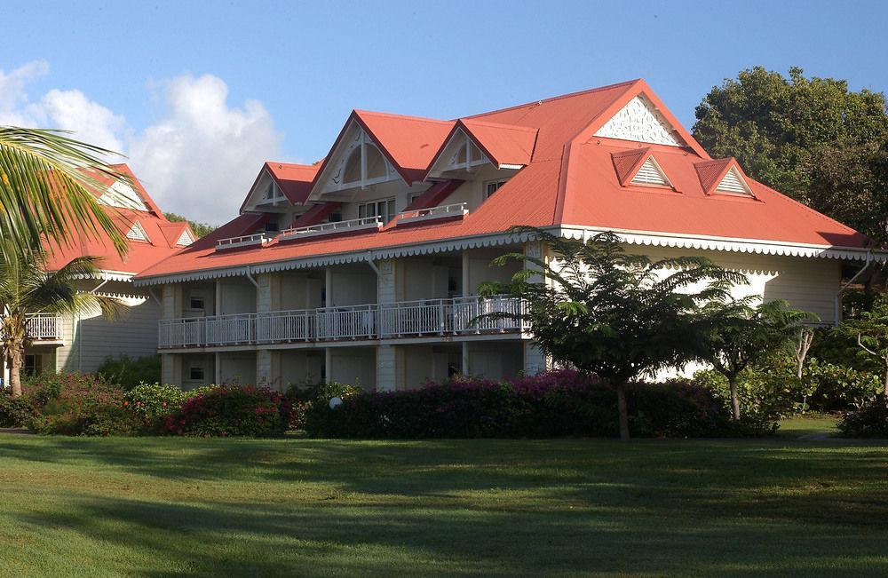 Résidence Pierre&Vacances Premium Les Tamarins Sainte-Anne (Grande-Terre) Exterior foto