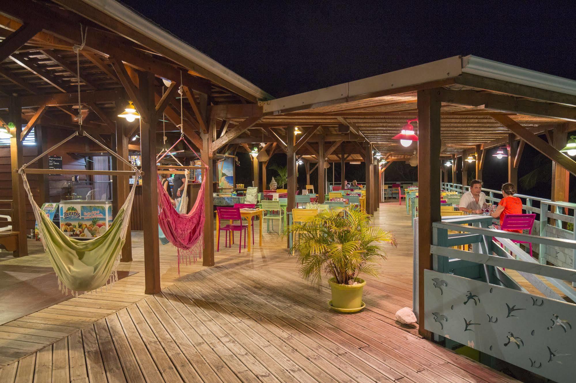 Résidence Pierre&Vacances Premium Les Tamarins Sainte-Anne (Grande-Terre) Exterior foto